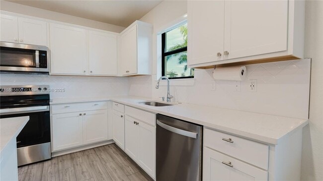 property at 3001 Hibiscus Ave