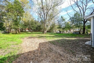 4 State Rd S-13-179 in Cheraw, SC - Foto de edificio - Building Photo