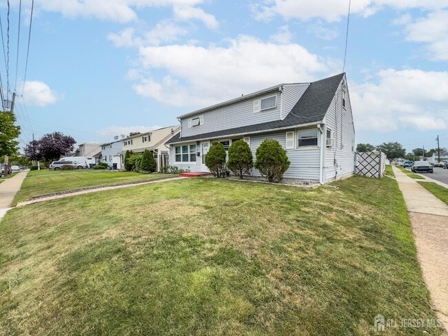 66 Hagaman St in Carteret, NJ - Building Photo - Building Photo