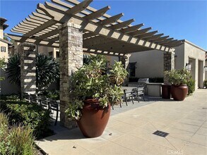 9 Sanctuary Ln in Mission Viejo, CA - Building Photo - Building Photo