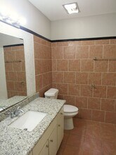 8414 Beechnut St in Houston, TX - Building Photo - Building Photo