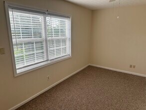 1295 Barnwood Ct, Unit A in Bowling Green, KY - Building Photo - Building Photo