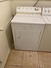 4715 Weymouth St in Greenacres, FL - Building Photo - Building Photo