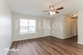 3031 Patriots Point Ln in Charlotte, NC - Foto de edificio - Building Photo