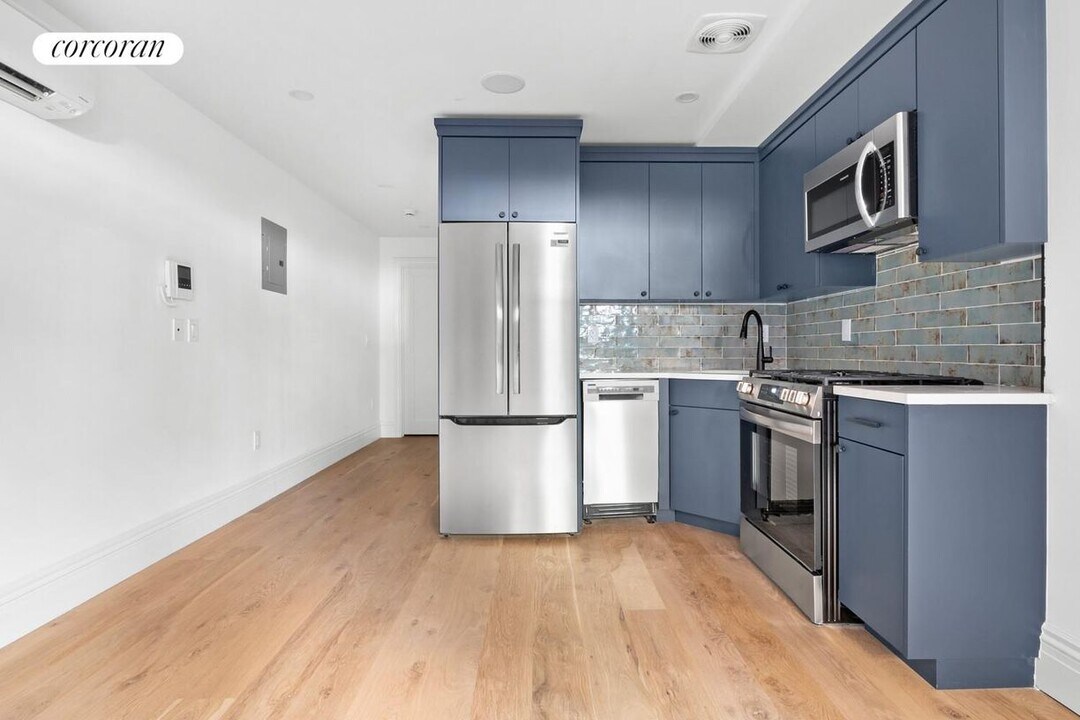 386A Lafayette Ave in Brooklyn, NY - Building Photo