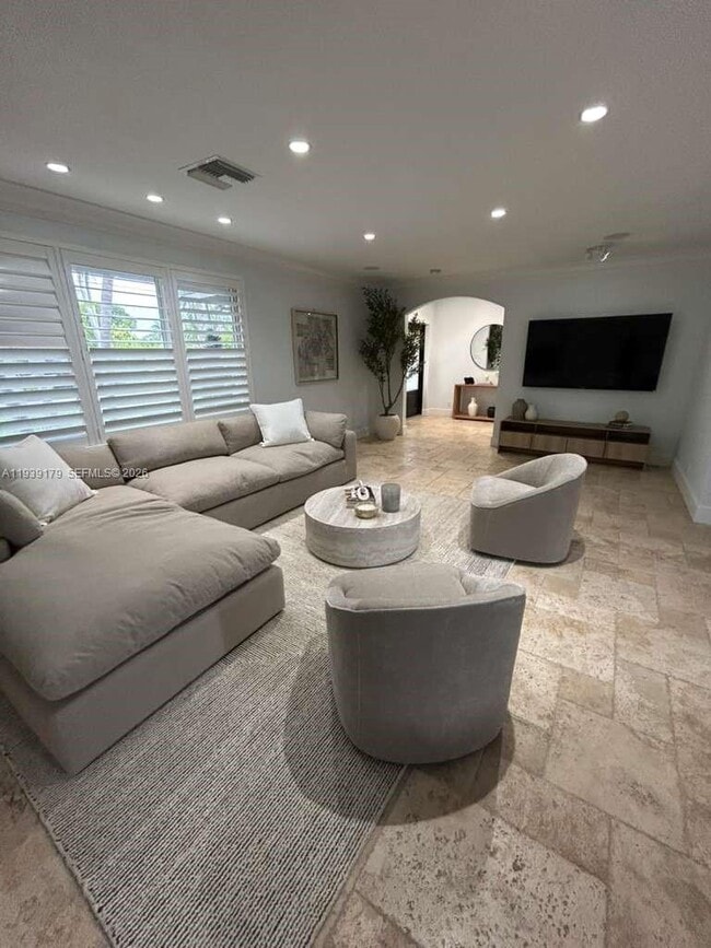 1108 Washington St in Hollywood, FL - Building Photo - Building Photo