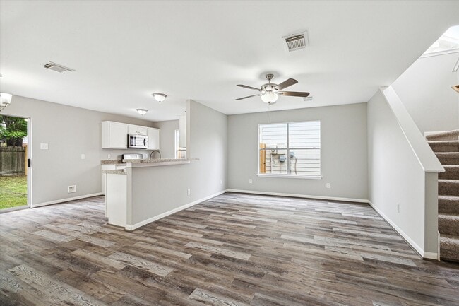 7347 Parkland Manor Dr