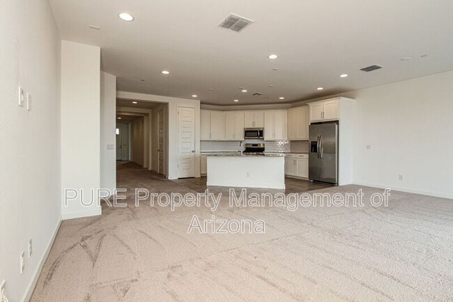 property at 12431 W Via Caballo Blanco