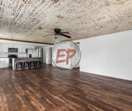 511 N Aspen St in Bruceville, TX - Building Photo - Building Photo