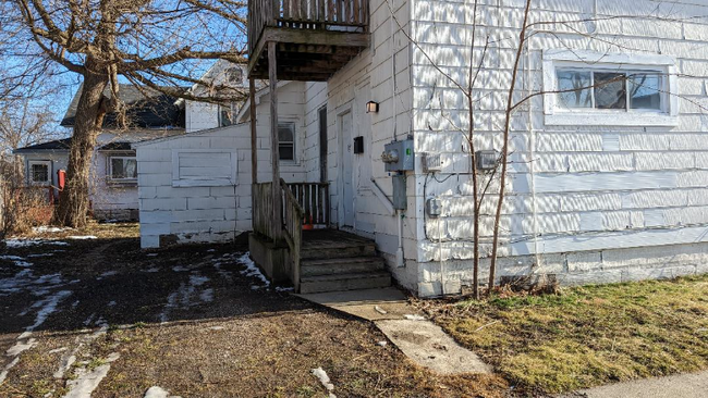 property at 401 N Porter St
