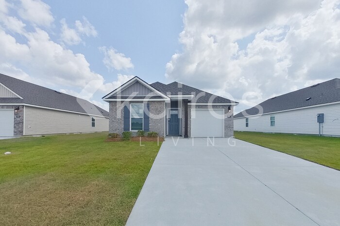 14256 Ruffian Ave in Denham Springs, LA - Building Photo