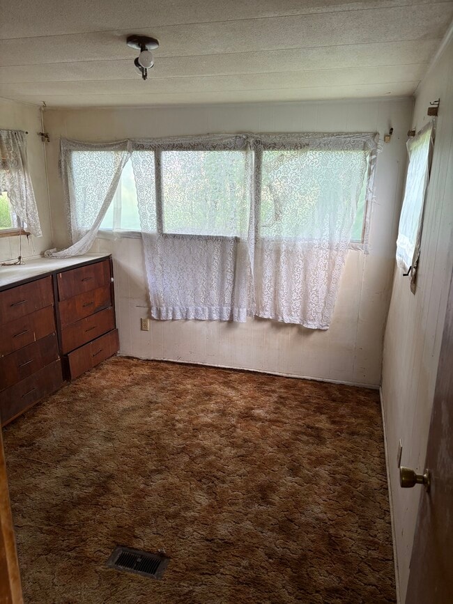 property at 13 Electric St