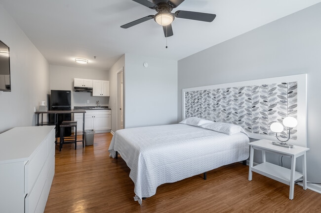 Concorde Suite in Brunswick, GA - Foto de edificio - Interior Photo