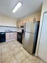 20800 NE 8th Ct in Miami, FL - Building Photo - Building Photo