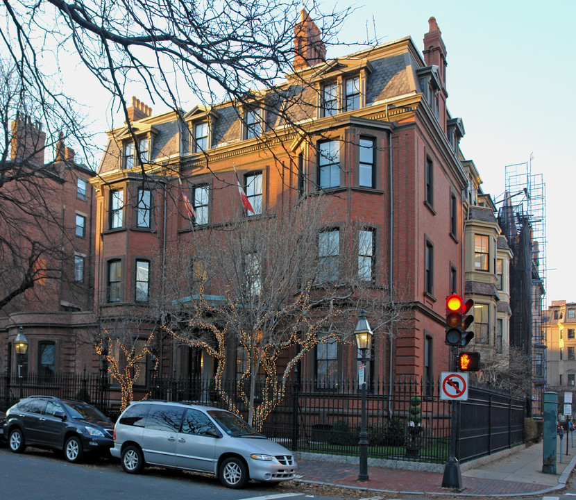 53 Marlborough St in Boston, MA - Building Photo