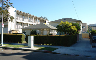 720 E Garfield Ave Apartments