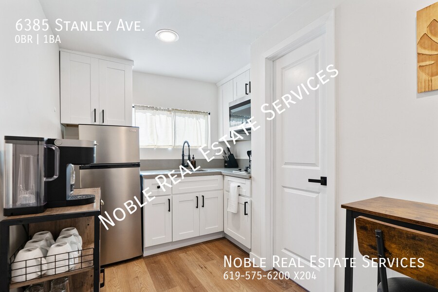 6385 Stanley Ave in San Diego, CA - Building Photo