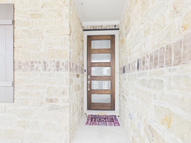 2401 Bear Cub Bend in Leander, TX - Building Photo - Building Photo