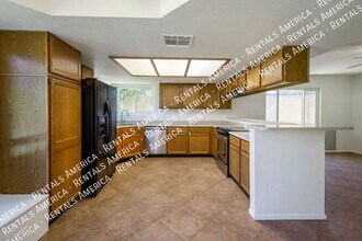 1530 E Whitten St in Chandler, AZ - Building Photo - Building Photo