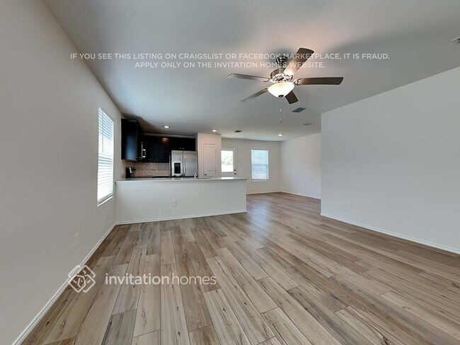 10551 Sewell Cir in Dallas, TX - Building Photo - Building Photo