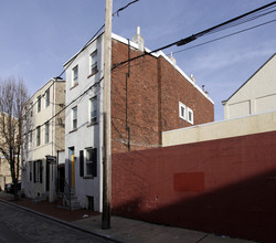 251 Fulton St in Philadelphia, PA - Building Photo - Building Photo