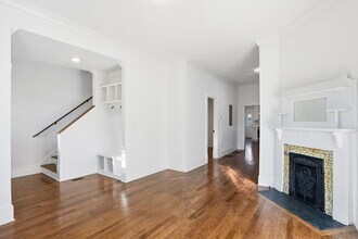 518 E 33rd St in Savannah, GA - Foto de edificio - Building Photo