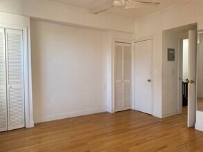 257 York St in Jersey City, NJ - Building Photo - Building Photo