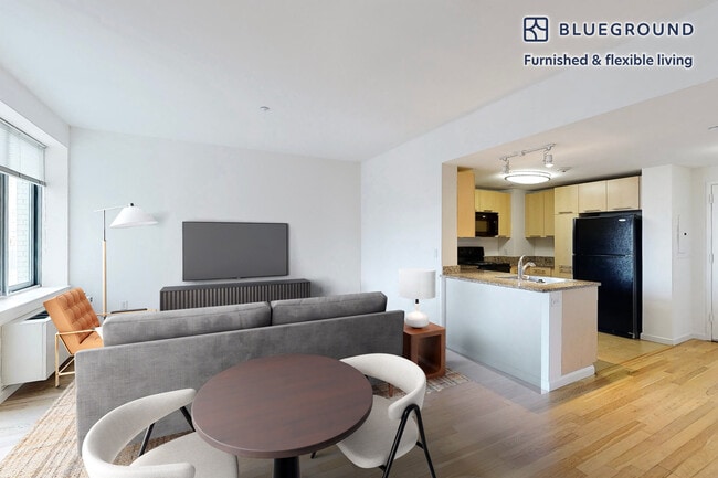 27 Barker Ave in White Plains, NY - Building Photo - Building Photo