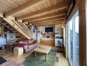 210 Willow Point Rd in Manson, WA - Building Photo - Building Photo