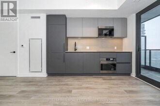 35 Parliament St in Toronto, ON - Building Photo - Building Photo