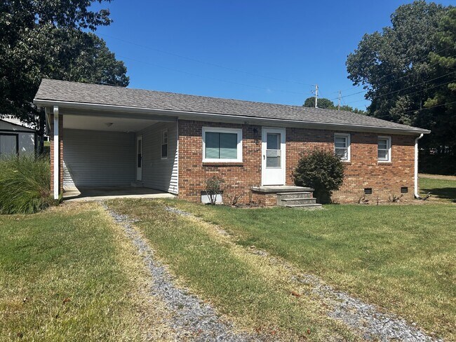 451 Mill St in Sharon, TN - Building Photo - Building Photo