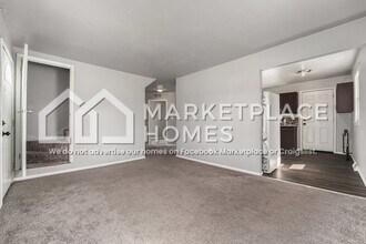 5993 John Daly St in Taylor, MI - Building Photo - Building Photo