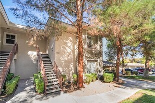 1008 Domnus Ln in Las Vegas, NV - Building Photo