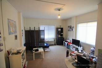 230 Walnut St-Unit -46BB in Newton, MA - Building Photo - Building Photo