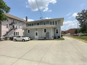 225 Sheldon Ave in Ames, IA - Building Photo - Building Photo