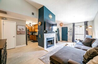 8518 Sir Lancelot in San Antonio, TX - Building Photo