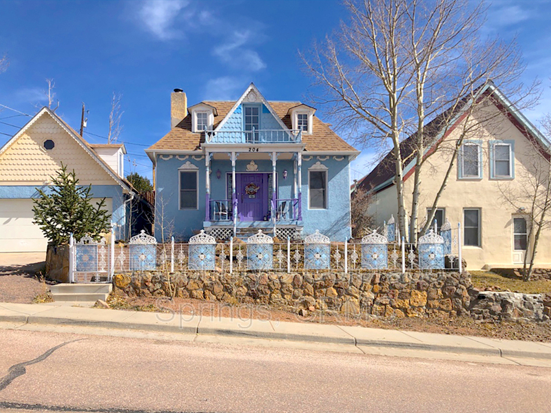 204 N 2nd St in Cripple Creek, CO - Foto de edificio