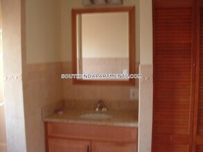 683 Tremont St-Unit -3 in Boston, MA - Building Photo - Building Photo