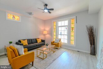3603 Oakmont Ave in Baltimore, MD - Building Photo - Building Photo