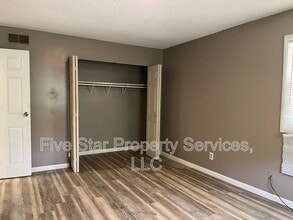 201 W Allen St in Springfield, IL - Building Photo - Building Photo