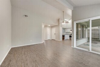 109 Suttonwood Dr in Fort Worth, TX - Building Photo - Building Photo