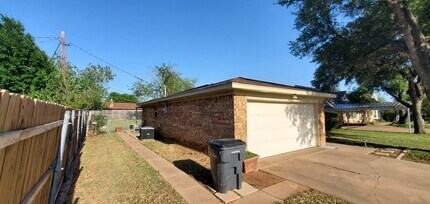 4525 Sisk Rd in Wichita Falls, TX - Building Photo - Building Photo