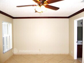 9032 Lake Park Cir S in Davie, FL - Building Photo - Building Photo