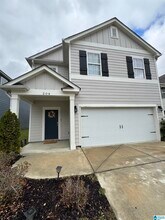 204 Chelsea Park Rd in Chelsea, AL - Building Photo - Building Photo