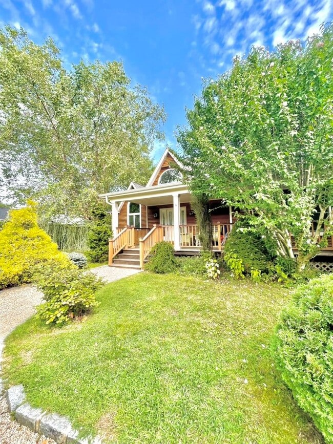 property at 6 Nidzyn Ave