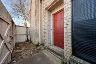 9572 Windswept Ln, Unit 9572 in Houston, TX - Building Photo - Building Photo