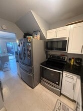 1595 SW 122nd Ave in Miami, FL - Building Photo - Building Photo