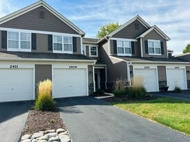 2409 Golf Ridge Cir in Naperville, IL - Building Photo