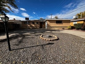 1433 Marcella St NE in Albuquerque, NM - Building Photo
