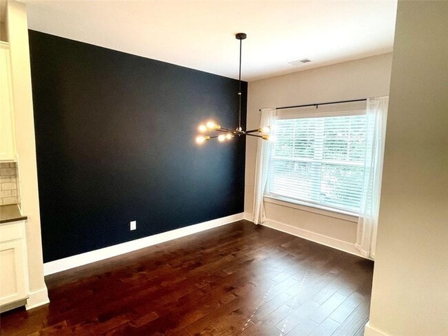 3796 Oxford Cir in Atlanta, GA - Building Photo - Building Photo